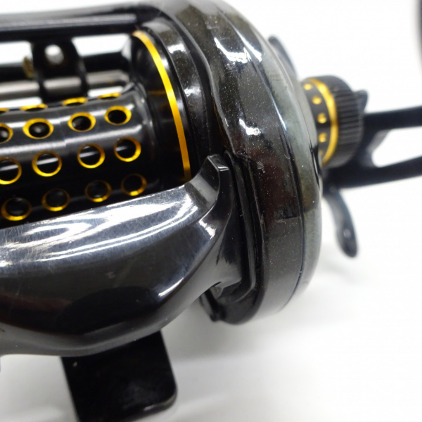 15レボブラック9 右